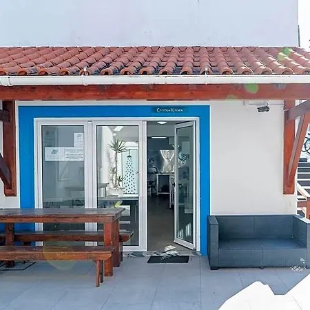Hotel Peniche Surfcamp *