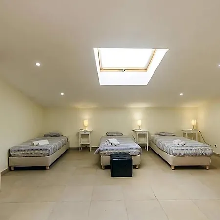Hotel Peniche Surfcamp *