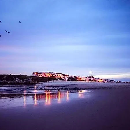 Hotel Peniche Surfcamp *