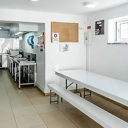 Hotel Peniche Surfcamp